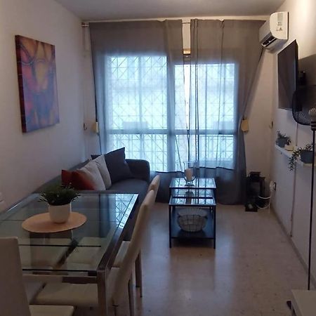 Apartamento Plaza Toros Севиля Екстериор снимка